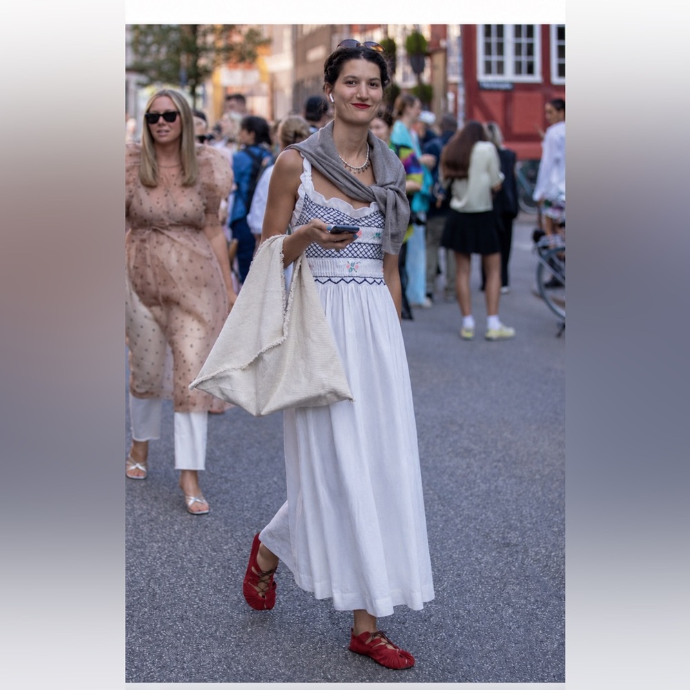 TACH White hand embroidered Smocked Midi Dress with Floral Accents S linen
